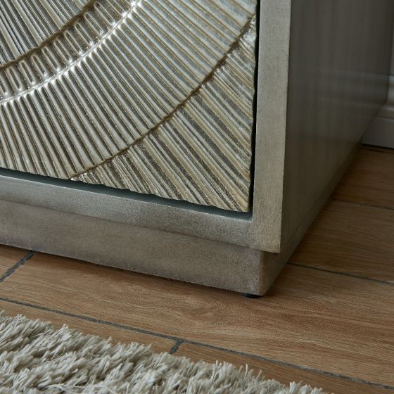 bottom of frenso sideboard