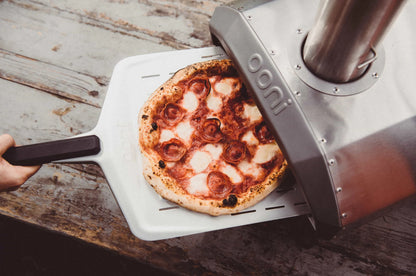 ooni pizza oven with pizza