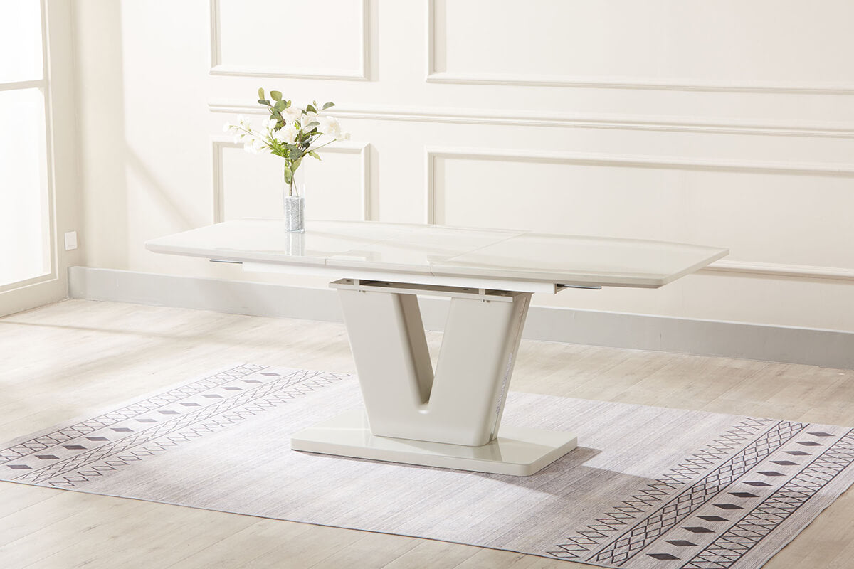 vienna fixed dining table