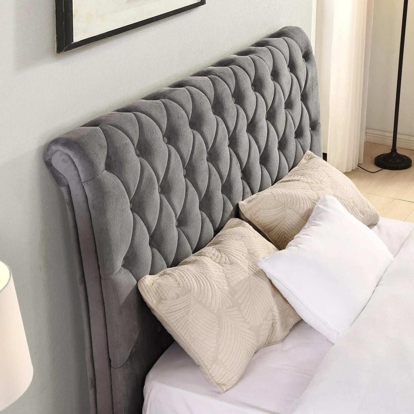 The Kingston 5ft Velvet Bed Frame Closeup